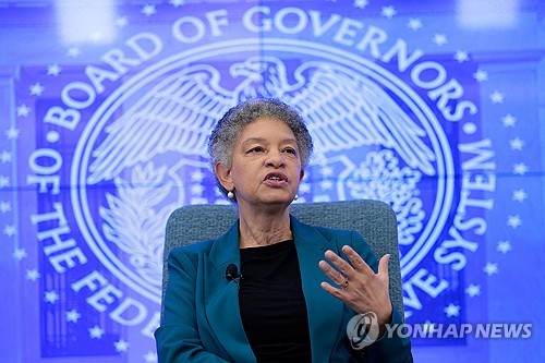 보스턴 연은 총재도 4월 FOMC 성명 반대…"인상 시나리오도 존재"_최진우
