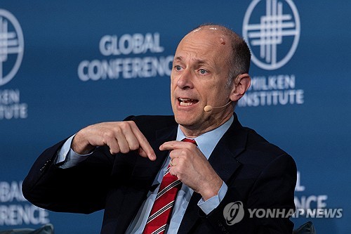 시카고 연은 총재 "고용악화 증거 많지 않아…인플레는 잘못된 방향"_최진우