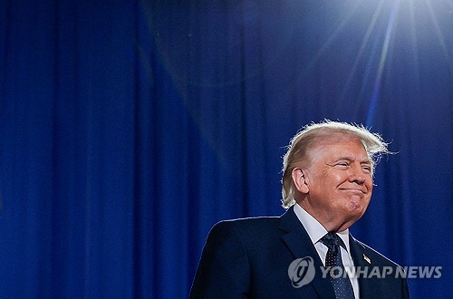 악시오스 "트럼프 최근 며칠간 좌절감…대규모 군사작전 거론도"_최진우