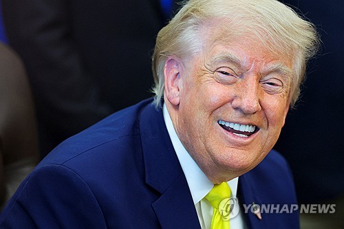 트럼프 "이란 관련 큰 성공 거두고 있어…핵무기 갖지 못할 것"_최진우