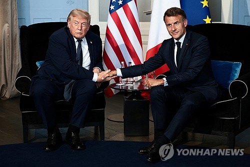 트럼프 "호르무즈 금요일부터 완전 개방…통행료 없어"(종합)_최진우