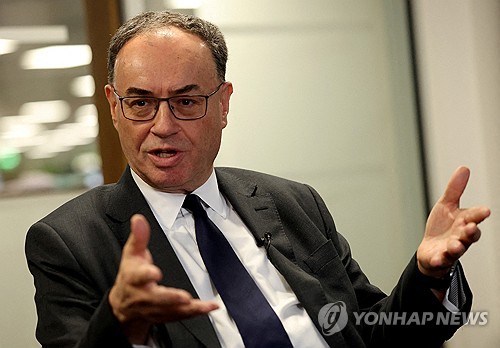 BOE 총재 "에너지發 2차 효과 예상한 것보다 작아…고무적인 일"_최진우