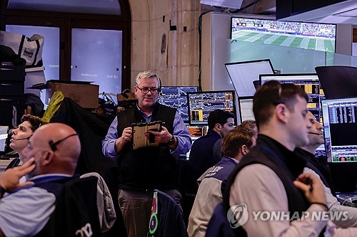 월가 전문가 "주식·채권 모두 AI 노출…투자 방식 개편해야"_권용욱