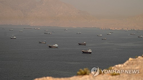 이란-오만 공동 성명…"호르무즈 해협 주권적 권리 강조"_윤정원
