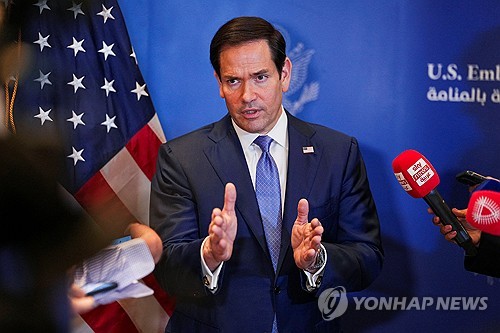 美국무 "호르무즈, 돈을 내고 지나가는 일 없을 것…수수료든 통행료든"_최진우