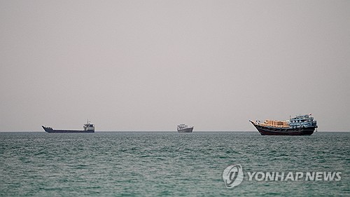 오만, 결국 호르무즈 통행료 부과하나…"일정 비용 부과 메커니즘"_최진우