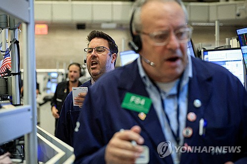 뉴욕증시, FOMC 경계감·유가상승 여파에 하락 출발_윤정원