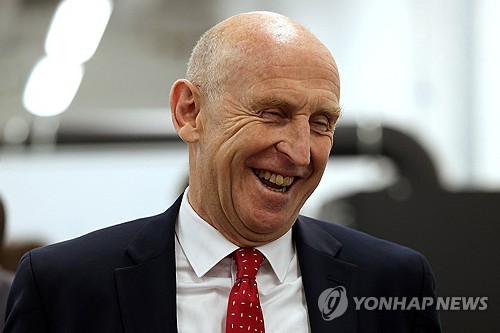 존 힐리 영국 재무부 장관