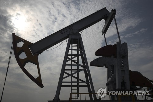 [뉴욕유가] 중동 우려 속 OPEC+ 증산 연기 관측…WTI, 2.70%↑_김성진