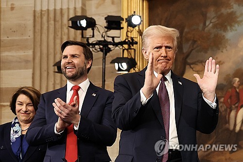 트럼프 "외국에 관세 부과할 것…국가 에너지 비상사태 선포"(종합)_최진우