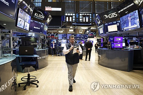 월가 헤지펀드 "美 증시 약세 이어질 것"_권용욱