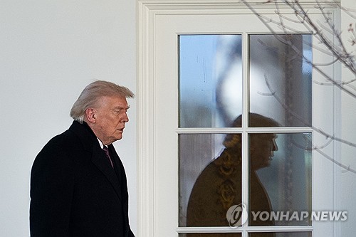 악시오스 "이틀간 미국과 이란 이어준 건 중재국 3곳"_윤정원