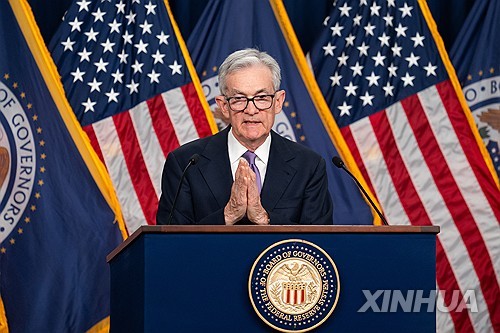 "연준 점도표, 역사적으로 거의 빗나갔다…내년도 불확실"_윤영숙