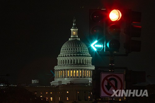 美 상원, 셧다운 종결할 임시예산안 통과…하원으로 넘겨(상보)_권용욱