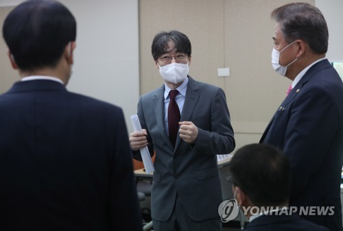 임종윤, 은행 빚에 상속세까지…오버행 우려 커진 한미사이언스_정지서