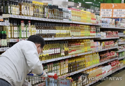 中 11월 산업생산 6.6%↑·소매판매 10.1%↑…전월보다 개선(상보)_김지연