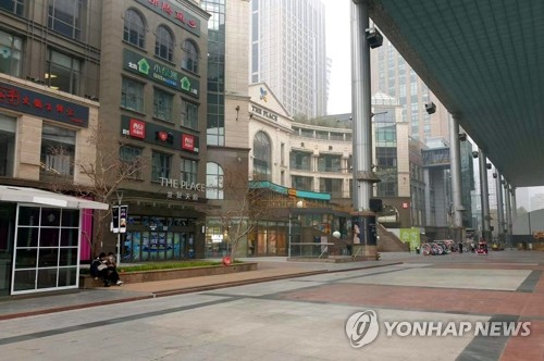 "싱가포르 국부펀드, 中 부동산 틈새시장서 기회 모색"_이윤구