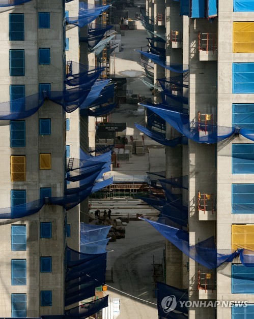 PF 우려에도 캐피탈채 강세…"믿고 싶은 대로 믿는 시장"_황남경