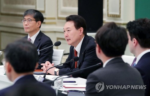 (서울=연합뉴스) 안정원 기자 = 윤석열 대통령이 30일 오후 청와대 영빈관에서 열린 금융위원회 업무보고에서 발언하고 있다. 2023.1.30 [대통령실통신사진기자단] jeong@yna.co.kr