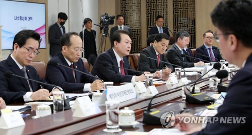 (서울=연합뉴스) 안정원 기자 = 윤석열 대통령이 29일 서울 용산 대통령실 청사에서 열린 제15차 비상경제민생회의에서 발언하고 있다. 2023.3.29 [대통령실통신사진기자단] jeong@yna.co.kr