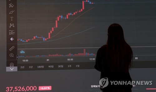 비트코인, 亞시장서 21개월래 최고치 경신_김지연