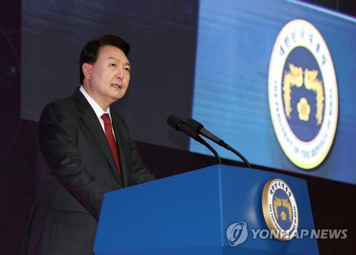 (서울=연합뉴스) 임헌정 기자 = 윤석열 대통령이 28일 서울 중구 장충체육관에서 열린 한국자유총연맹 창립 제69주년 기념식에서 축사하고 있다. 2023.6.28 kane@yna.co.kr