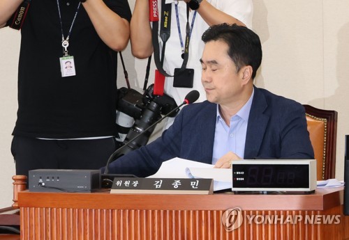 "은행권 상생금융 63.9조 중 취약층 지원엔 10.6조 불과"_윤슬기