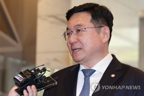 윤곽 드러낸 삼성준법감시위원회 3기…이찬희 위원장 연임_김경림