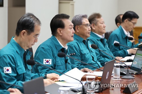 (서울=연합뉴스) 임헌정 기자 = 윤석열 대통령이 21일 서울 용산 대통령실 청사에서 열린 을지 및 제35회 국무회의에서 발언하고 있다. 2023.8.21 kane@yna.co.kr