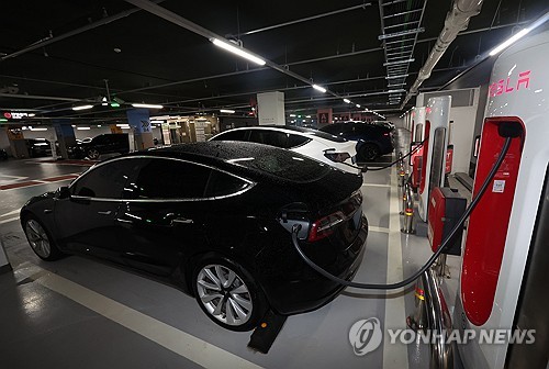日, 전기차 등에 쓰이는 첨단부품 '중요물자'로 지정 검토_문정현