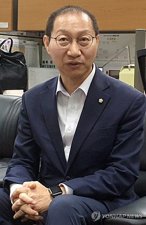 민주, 금융회사 '초과이익 최대 40%' 횡재세 부과 법안 발의_한종화