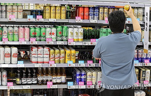 역성장 직면한 주류업계, 저도수·프리미엄으로 활로 모색_박준형