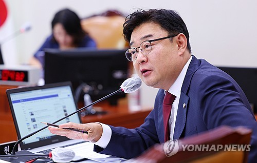 산자위, 정탁 포스코 부회장·홍은택 카카오 대표 국감 증인 추가 채택_한종화