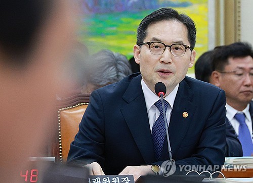 한기정 "외국인 동일인 규정 연말까지 제정 노력"_이효지
