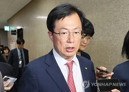 尹대통령-국민의힘 지도부 회동…"주1회 고위 당정회의 정례화"_한종화