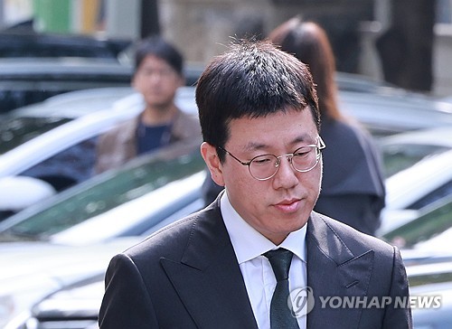 카카오 투자대표 구속…카카오뱅크 대주주 적격성에도 영향주나_윤슬기