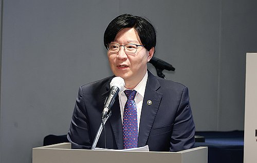 기조연설 하는 김소영 부위원장