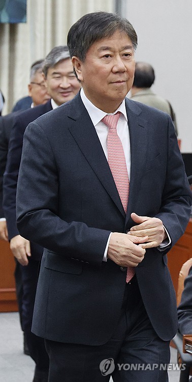 김대기 "경제여건 녹록지 않아…민생현장 절박함 신속히 해결"_신윤우