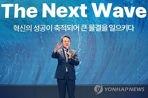 "온정주의 인사 없다"…신한금융, 안정 아닌 변화로 '조직 쇄신'_정지서