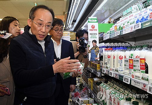 추경호 "식품기업, 곡물가격 정상화 반영 고물가 부담 완화 동참해야"_최욱