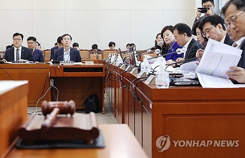 혼인증여공제 1억 신설…세법 개정안 기재위 통과(종합)_한종화