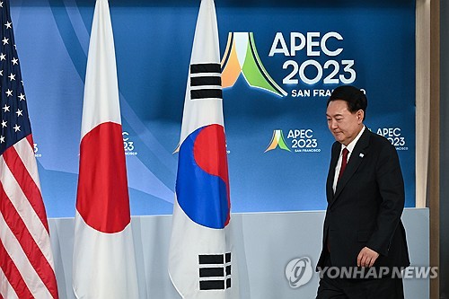 尹대통령, 행정전산망 마비에 '정부 합동 TF' 가동 지시_신윤우