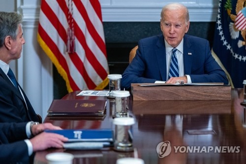 억만장자 투자자 "미 경제, 정부 지출이라는 스테로이드 맞아"_김지연