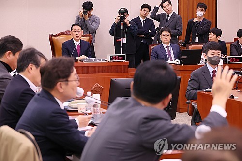 국회 법사위·본회의 연속 파행…유탄 맞은 '공급망 기본법'_한종화