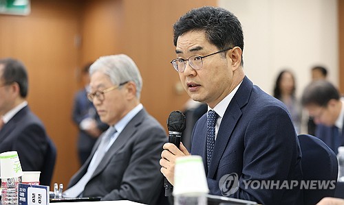 [신년사] 국세청장 "불법사금융 등 탈세, 모든 수단 동원해 엄단"_최욱