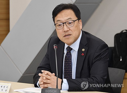 기재차관 "홍해 사태에 운임·유가 상승 우려…필요시 물류비 지원"_최욱