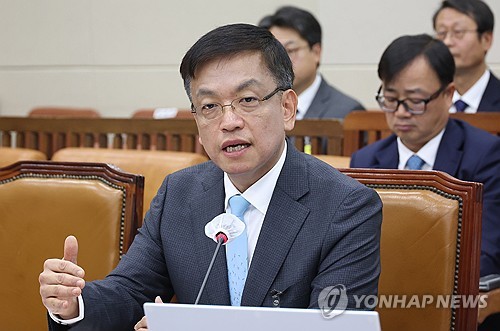 최상목 "탈중국 발언, 교역구조 변화 대비해야 한다는 취지"_최욱