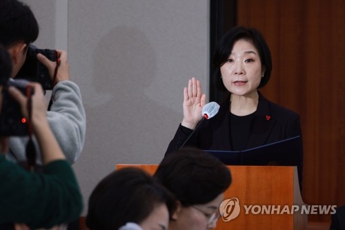 오영주 후보자 "中企 수출 원팀 만들 것…글로벌 진출 지원"_이효지