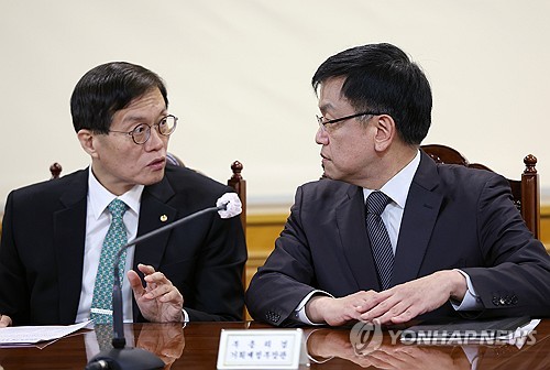 최상목, 내달 6일 한은 방문…이창용 총재와 경제현안 논의_최욱