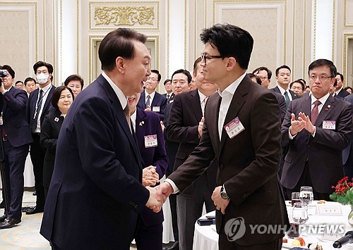 尹, 오전 10시 민생토론회 불참…국무조정실장 주재(종합3보)_신윤우